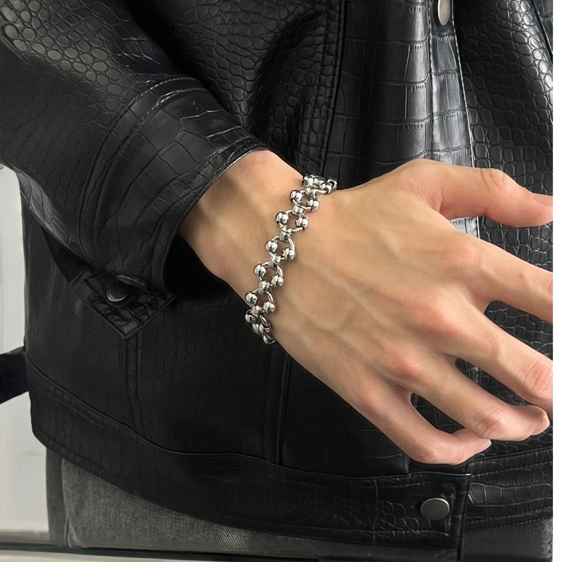 Streetwear Brand Jewelry - Bracciale Punk Pesante con Perle in