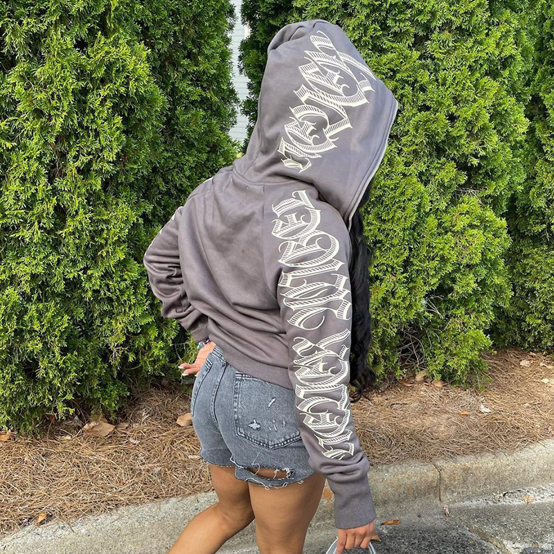 Felpa Corta con Zip da Donna Y - Streetwear Brand Y2K recensione e prezzo