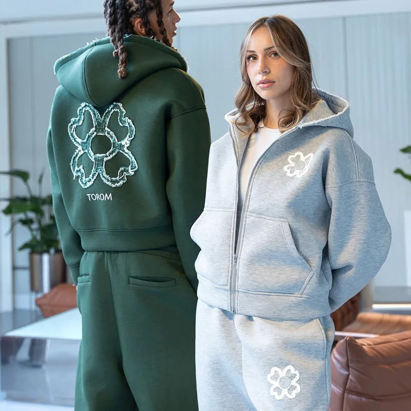 Completo Tuta Sportiva Oversiz - Streetwear Brand Y2K recensione e prezzo