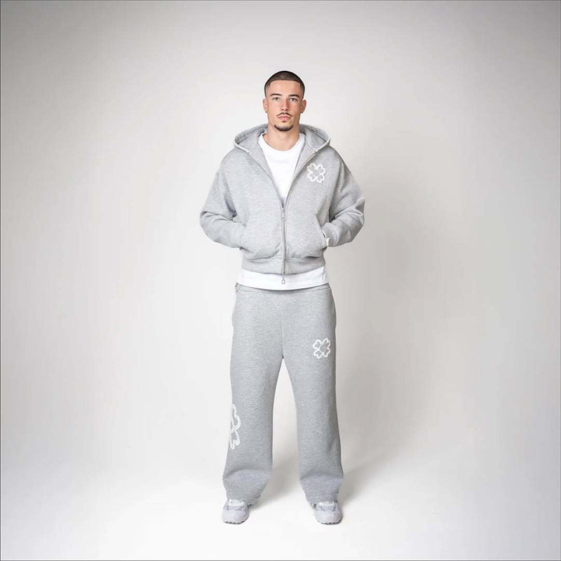 Completo Tuta Sportiva Oversiz - Streetwear Brand Y2K recensione e prezzo