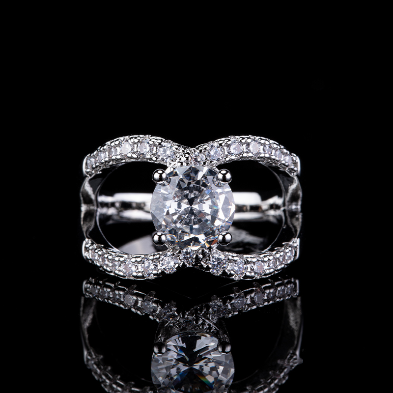 925 Sterling Silver Shiny Zirc - Streetwear Brand Jewelry recensione e prezzo