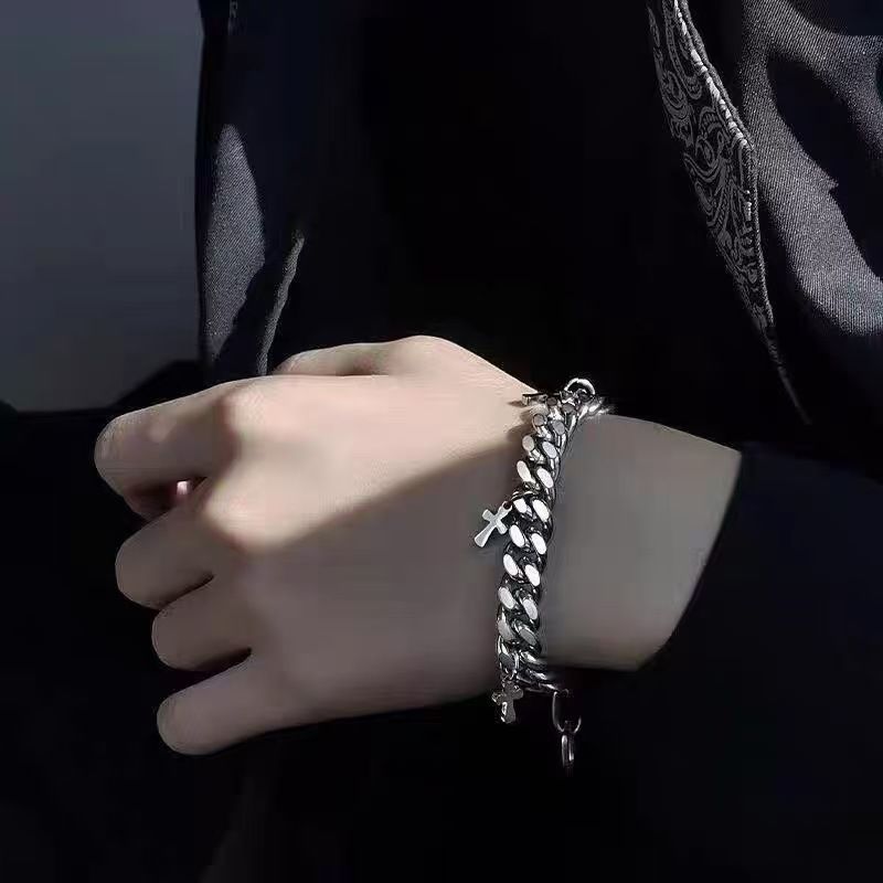 Bestseller Transfrontaliero: B - Streetwear Brand Jewelry recensione e prezzo