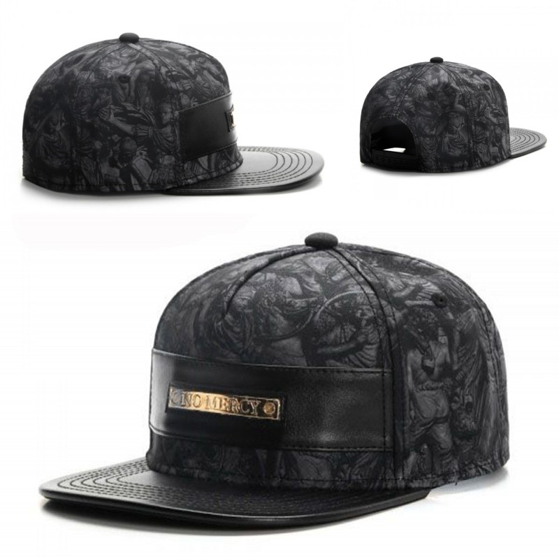 Cappello da Baseball in Pelle  - Streetwear Brand Beanie recensione e prezzo